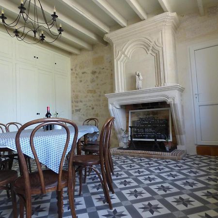 Chateau Magondeau Saillans  ภายนอก รูปภาพ